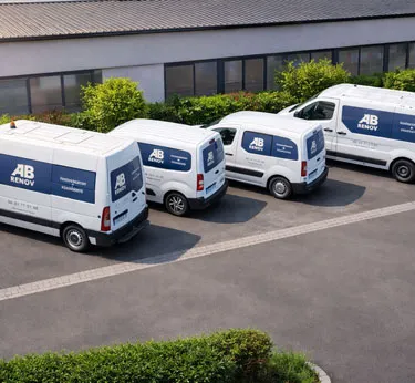 Camion de chantier d'AB RENOV pour ses travaux de rénovation sur Rennes et sur le département d'Ille et Vilaine